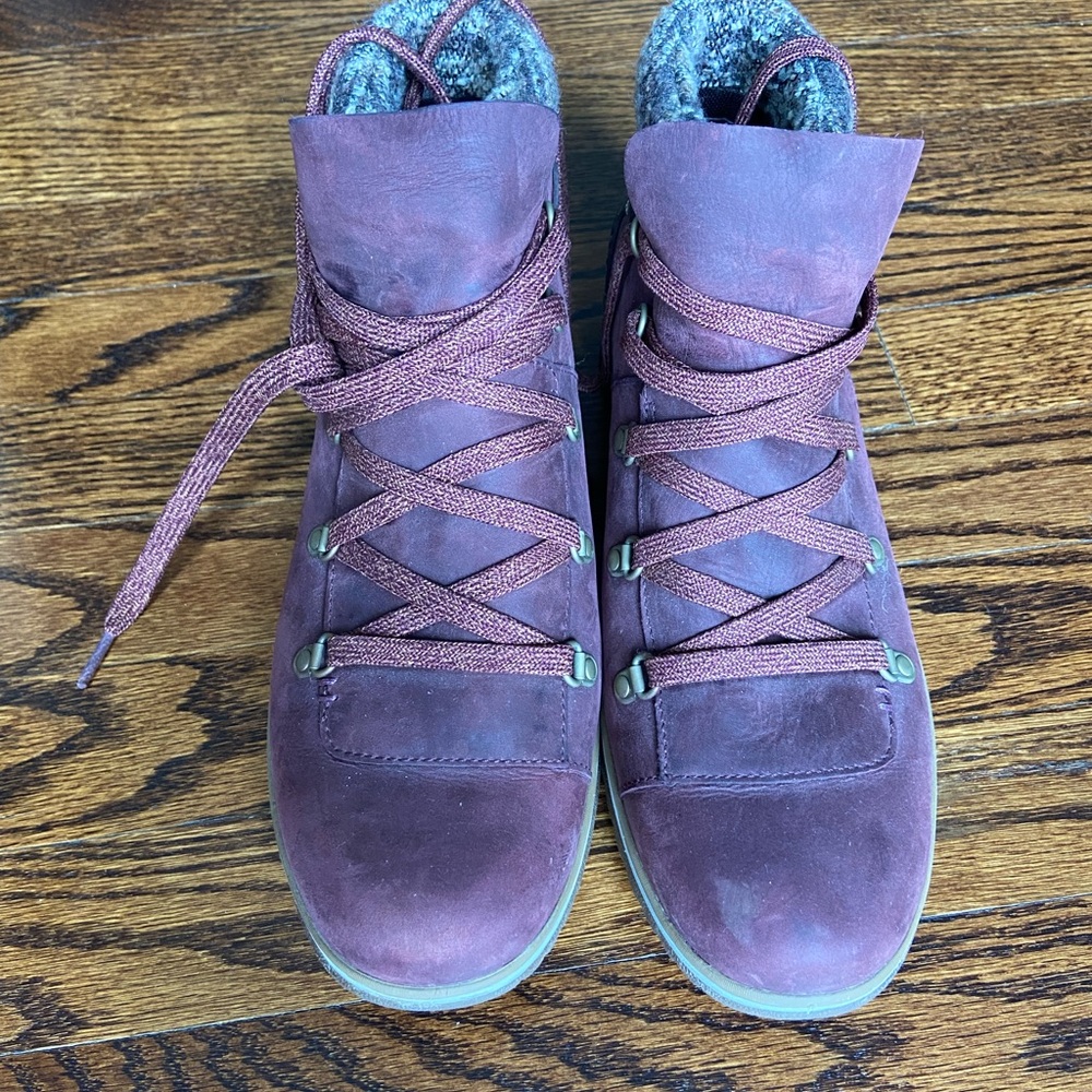 MERRELL Burgundy Eventyr Bluff Waterproof Leather Boots Sz 9.5